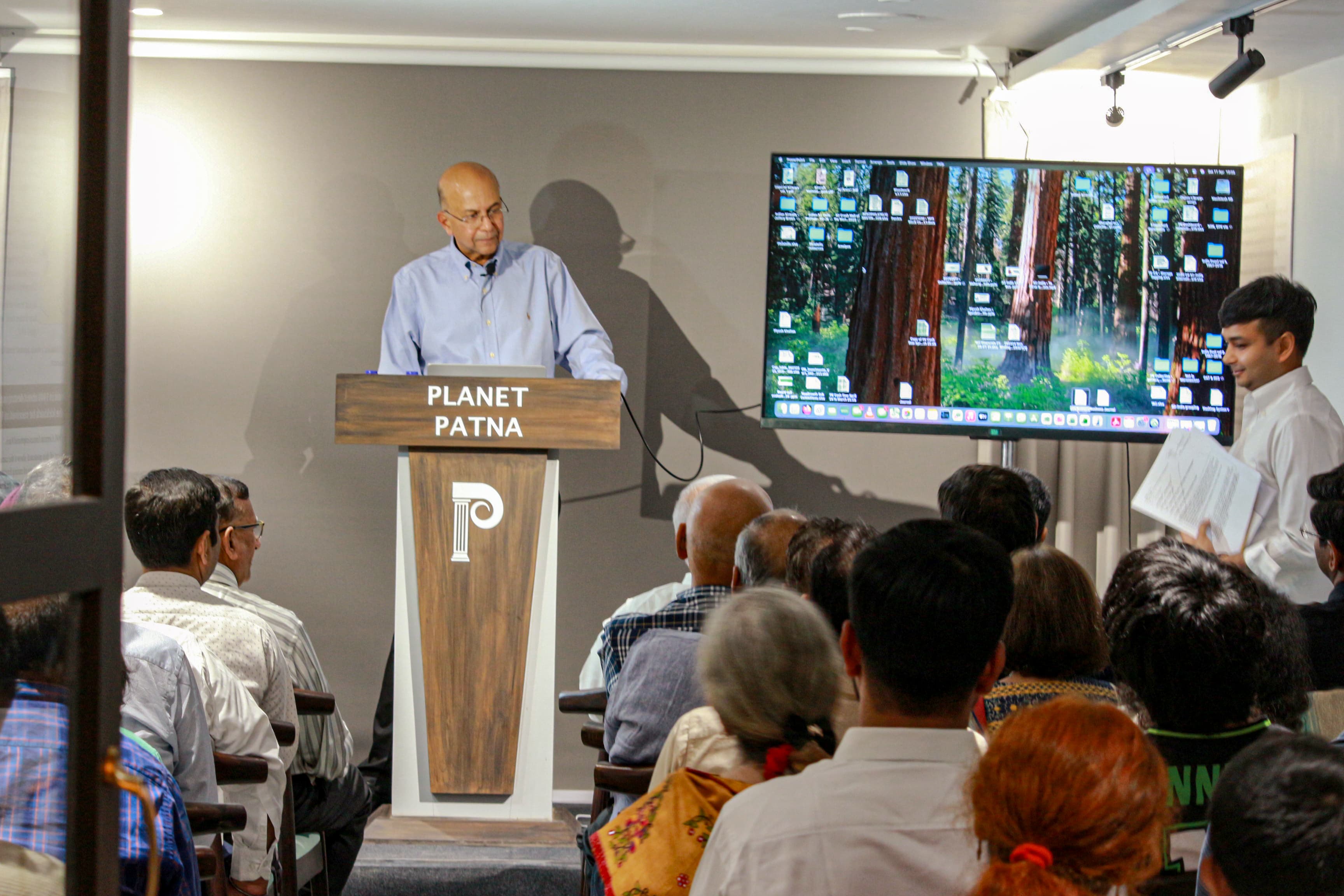 Mr. Piyush Khaitan addressing the audience at Planet Patna
